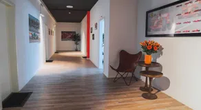 Pit Stop Apartments - Image 5