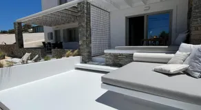 Neso seafront studio Paros - Image 3