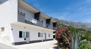 1 Bedroom Pet Friendly Apartment In Omis - Image 3
