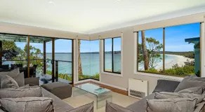 Scarborough Hyams Beach - Image 2