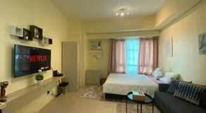 Condo in Makati studio type fast wifi Netflix - Image 4