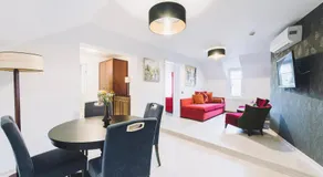 Derby Apart Hotel - Image 2
