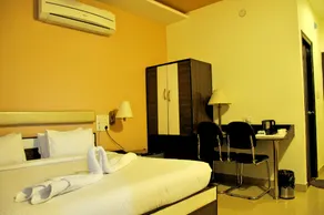HOTEL SHALIMAR PALACE INN - Image 2