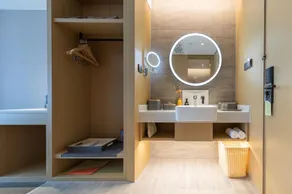 Atour Hotel Wuhan International Expo Center - Image 2
