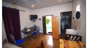 Munroe Inn Homestay - Image 3