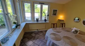 Cosy home in Segeltorp - Image 3