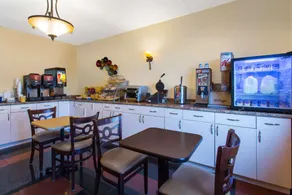 Days Inn by Wyndham Leominster Fitchburg Area - Image 3