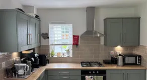 ADI Guest House Lurgan - Image 4
