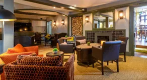 The Crown Hotel - Image 4