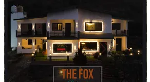 THE FOX RETREAT - Image 5