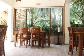 Crystal Villa Kihim - Image 2