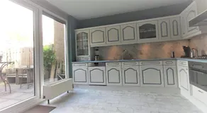 House close to beach and city - Image 3