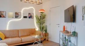 Stylish City Apartment with Lift in Antwerp Zuid - Image 4