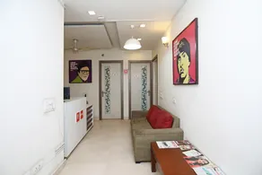 Flagship Kings Stay Near M2k Cinemas Rohini - Image 3