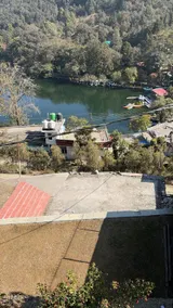 Evergreen Heights Home Stay - Image 2