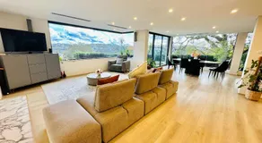 6BR Stunning Waterview & Private Pool - Image 3