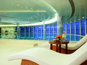 New Century Grand Hotel Ningbo - Image 4