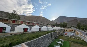 Apex Hotels and Resorts Hussaini - Image 2
