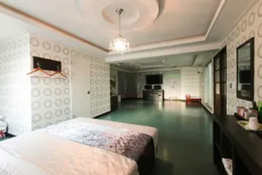 Fox Motel - Image 2
