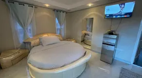 Joy Luxury Estate Villa - Image 2