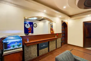 Hotel O Royal Palace - Image 3