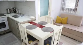 Downtown Apartment - Image 4