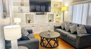 Adorable&Cozy Suburban Home Mins from Dwtn/Airport - Image 2