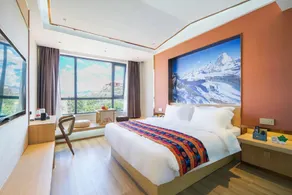 Lawei International Hotel Potala Palace - Image 2