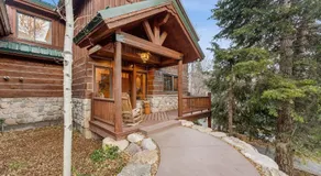 Escape Lodge - Hot Tub, Large Deck, Sauna, Gym - Image 3