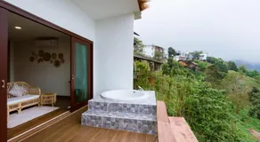 เลอค่าดอยช้าง Le Quar Doi Chang Cafe Bistro Bed & Breakfast - Image 4