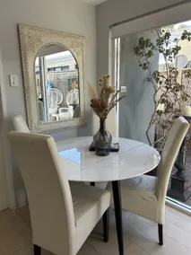 Location Location! Lovely 2 bedroom unit - Image 4