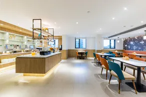 Hanting Hotel Haikou Hongcheng Lake - Image 3