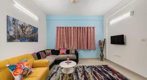 303 Woods 2BHK Lift, Koramangala 100feet road - Image 2