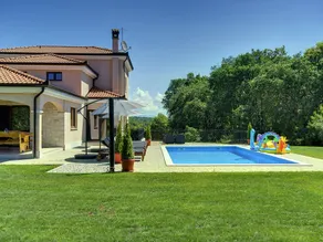 Villa in Rovinj with Private Pool and Sea Nearby - Image 5