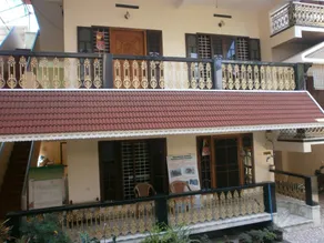 Prems Homestay - 6 Bedded NON AC Room - Image 3