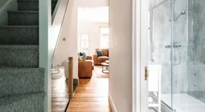 Seabreeze Pet friendly 3 bedroom house by the sea - Image 3