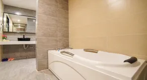 GreenTree Alliance Kunming Beijing Road Linyuqiao Subway Station Hotel - Image 2