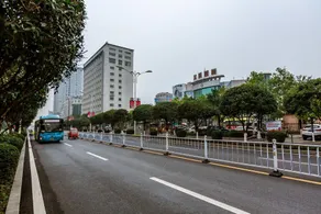 Jiahua Business Hotel - Image 4