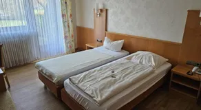 Hotel Tennenloher Hof - Image 2