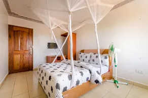 Nob View Hotel - Image 2