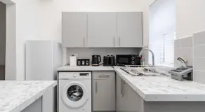 Modern 3-Bedroom Home in-Steps from Crown Point - Image 3