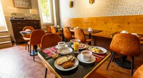 Hotel Burrhus - Image 3