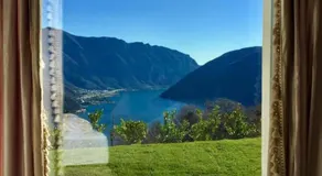 Single family house with lake view in Carona - Image 5