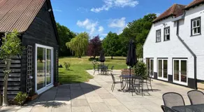 George & Dragon Country Pub & Hotel Wolverton Townsend - Image 3