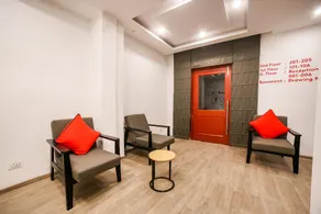 OYO 76804 OYO Townhouse 330 - Image 3