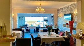Mariners Hotel - Image 3