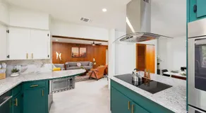 4 Bed sleeps 12 -Sea world-Six Flags-Down Town - Emerald Oasis - Image 3