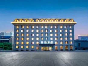 Sunrise Hotel - Image 4