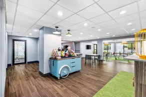 Alpharetta Inn - Image 4