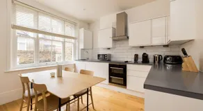 Covent Garden Apartments - Netflix and Nespresso - Image 3